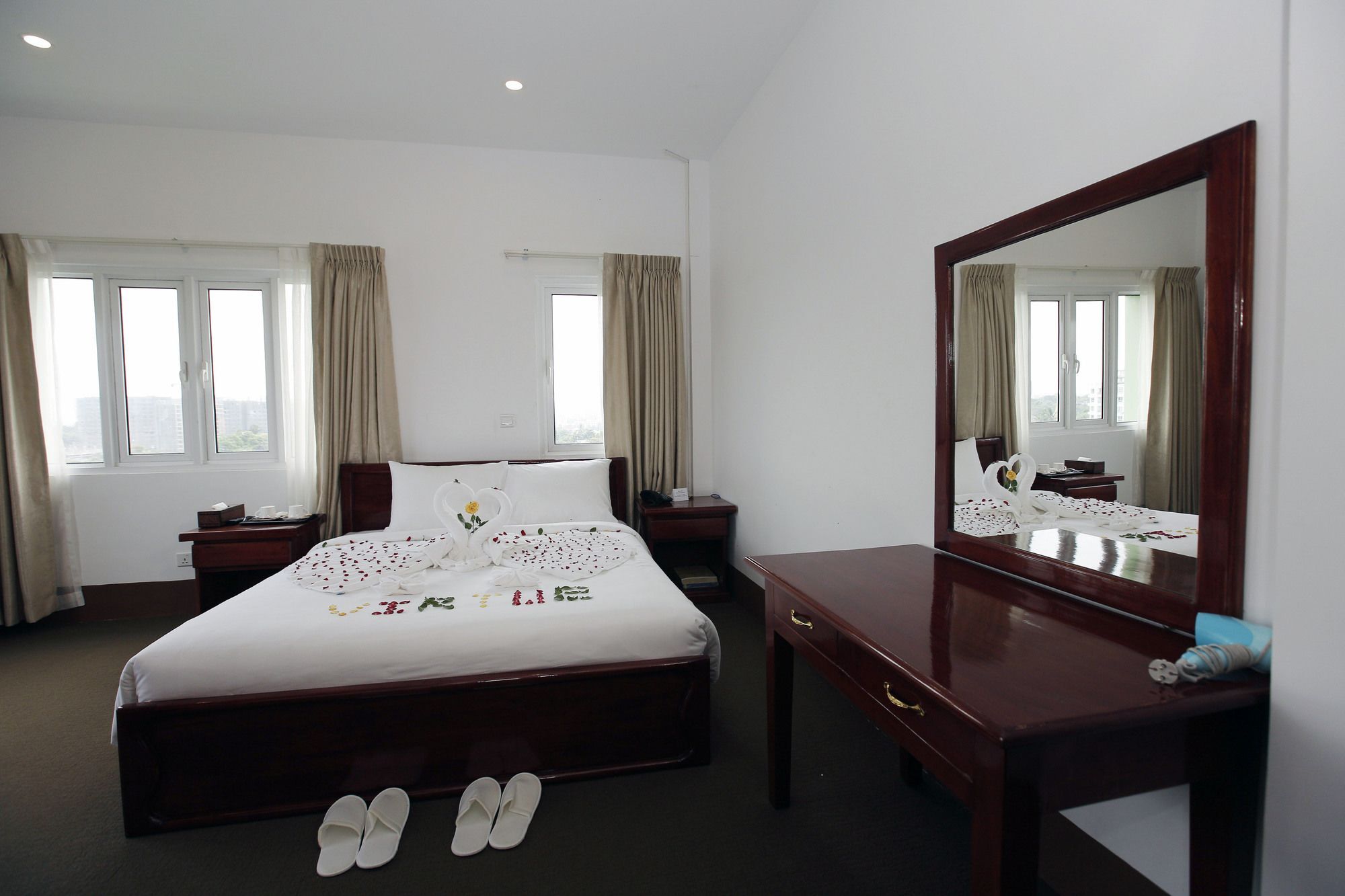 Virtue Highland Hotel Rangun Kültér fotó